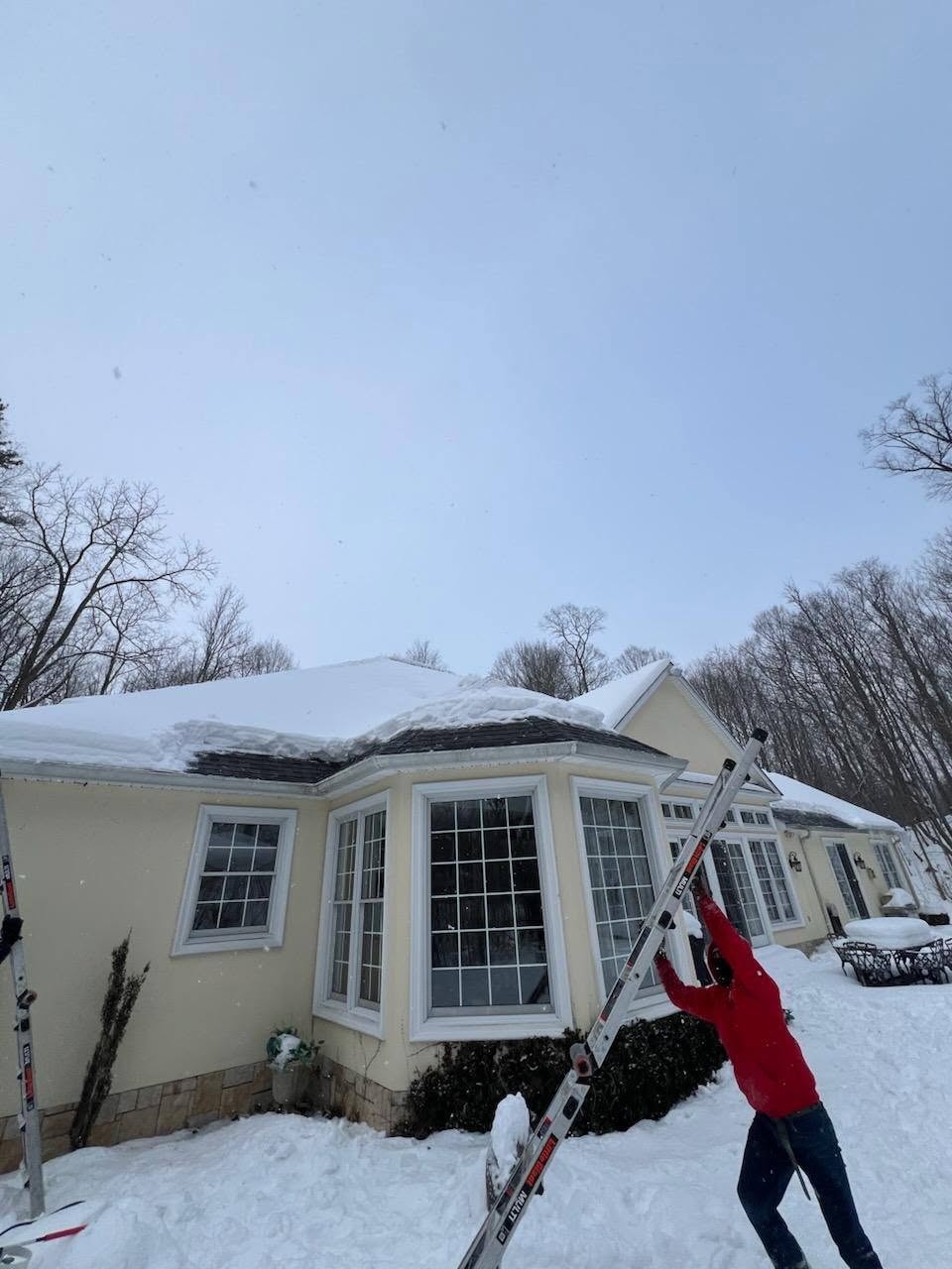 Seamless gutter installation on a Lake County, Ohio home