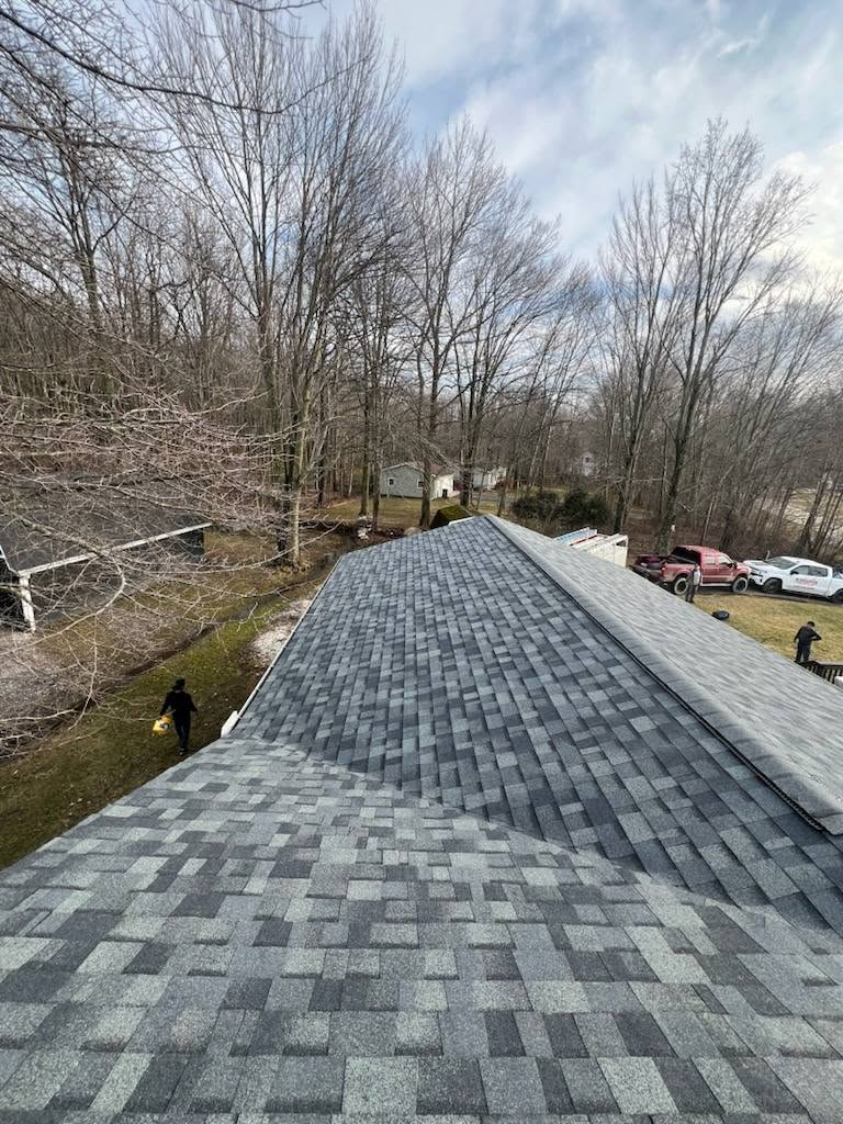Kingpin Construction crew at work on a Northeast Ohio roof
