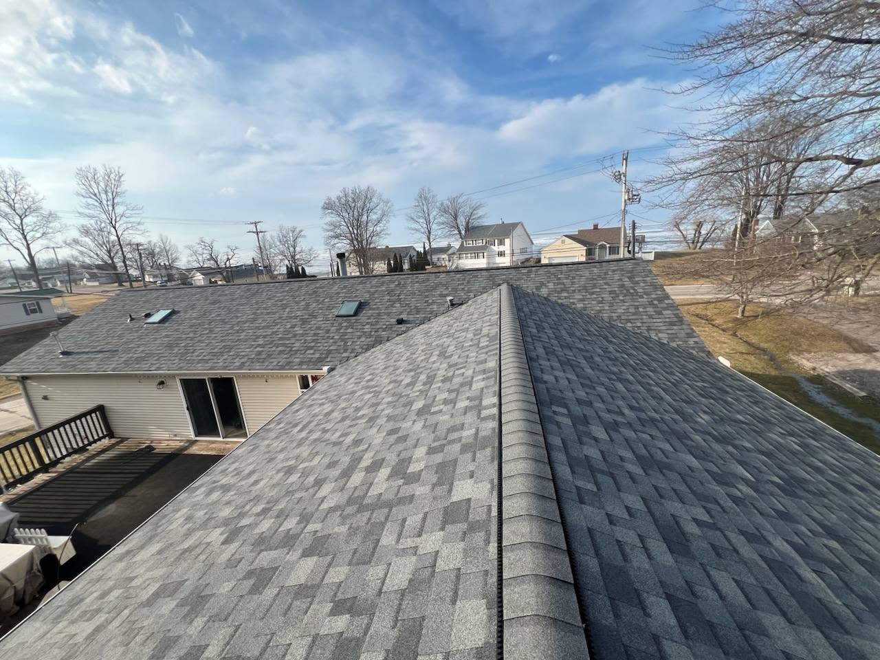 Kingpin Construction crew at work on a Northeast Ohio roof